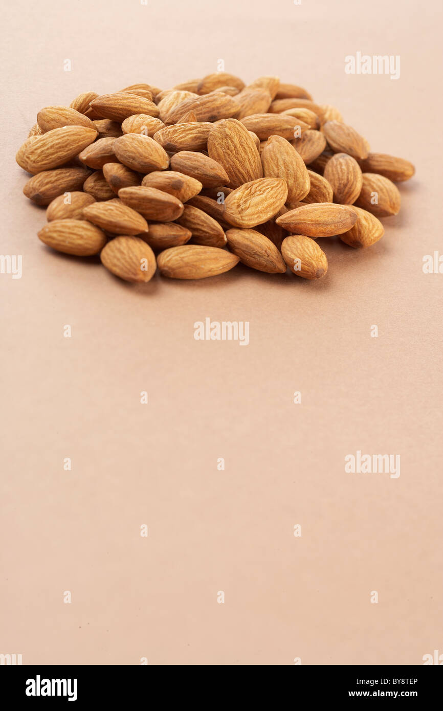 Almonds with and without skin hires stock photography and images Alamy