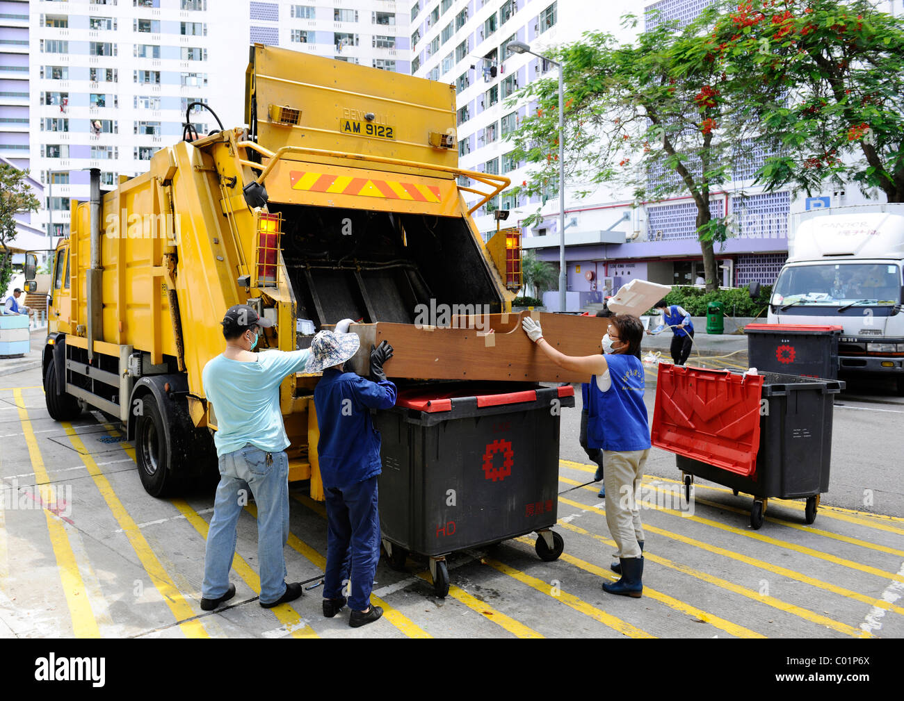 Garbage Collection High Resolution Stock Photography and Images Alamy