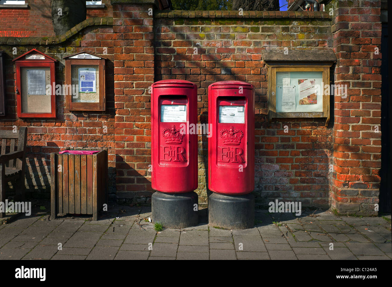 Red post boxes hires stock photography and images Alamy
