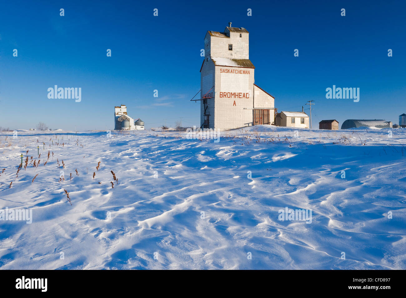 Grain elevators, Bromhead, Saskatchewan, Canada Stock Photo Alamy