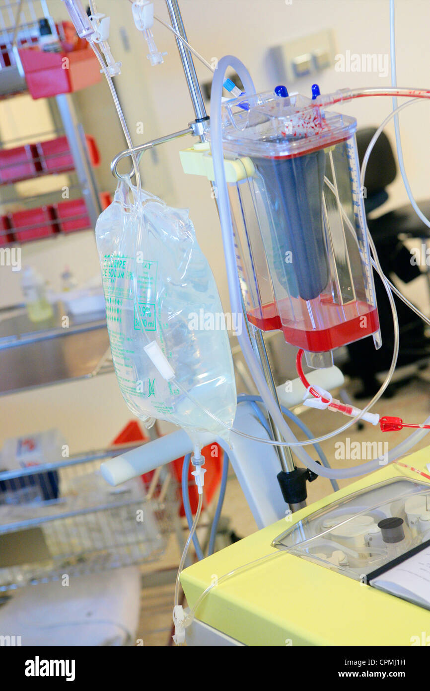 Drip valves hi-res stock photography and images - Alamy