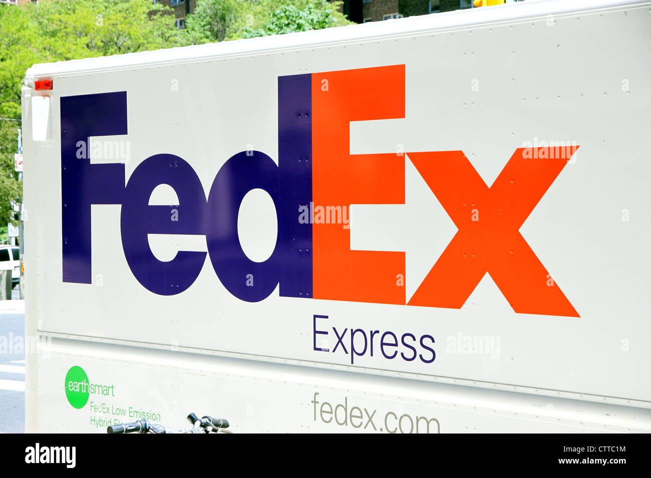 FedEx Sign Stock Photo Alamy