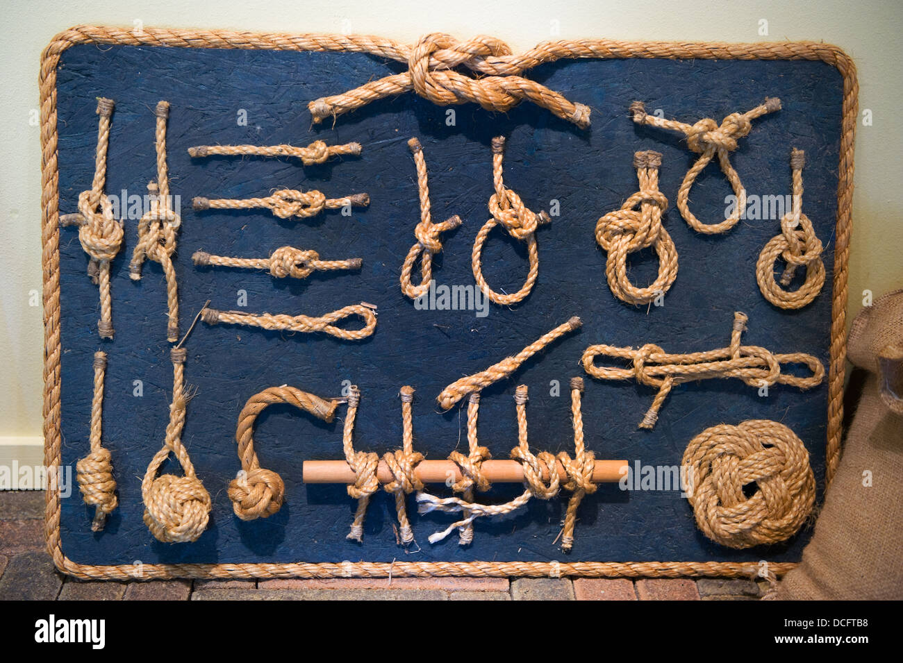 ship knots Stock Photo Alamy