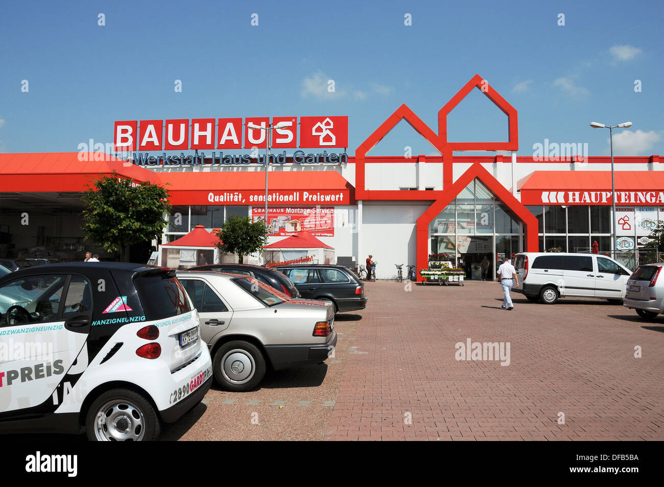 Bauhaus DIY store Stock Photo Alamy