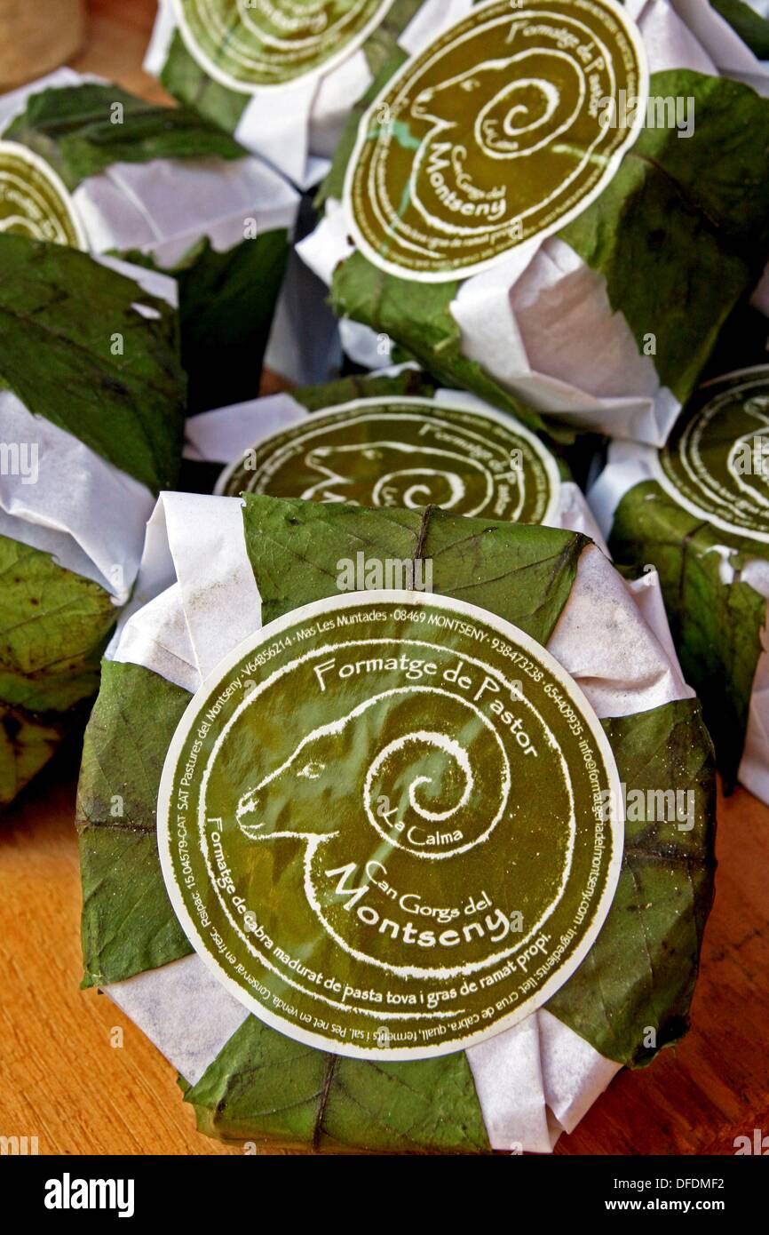 artisanal goat cheese Stock Photo Alamy