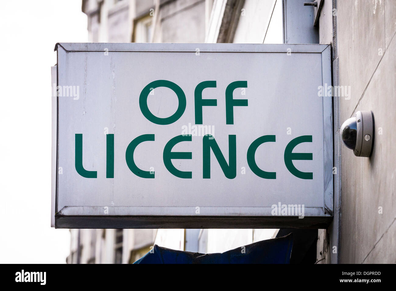Off Licence Alcohol High Resolution Stock Photography and Images Alamy