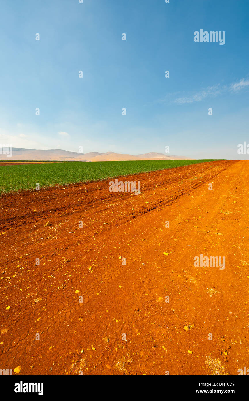 Middle east, mountain dirt road hires stock photography and images Alamy