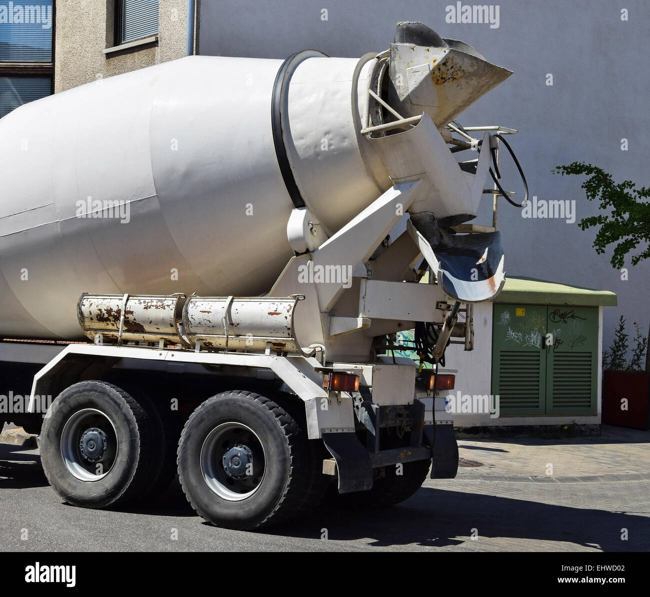 Side loader truck hires stock photography and images Alamy