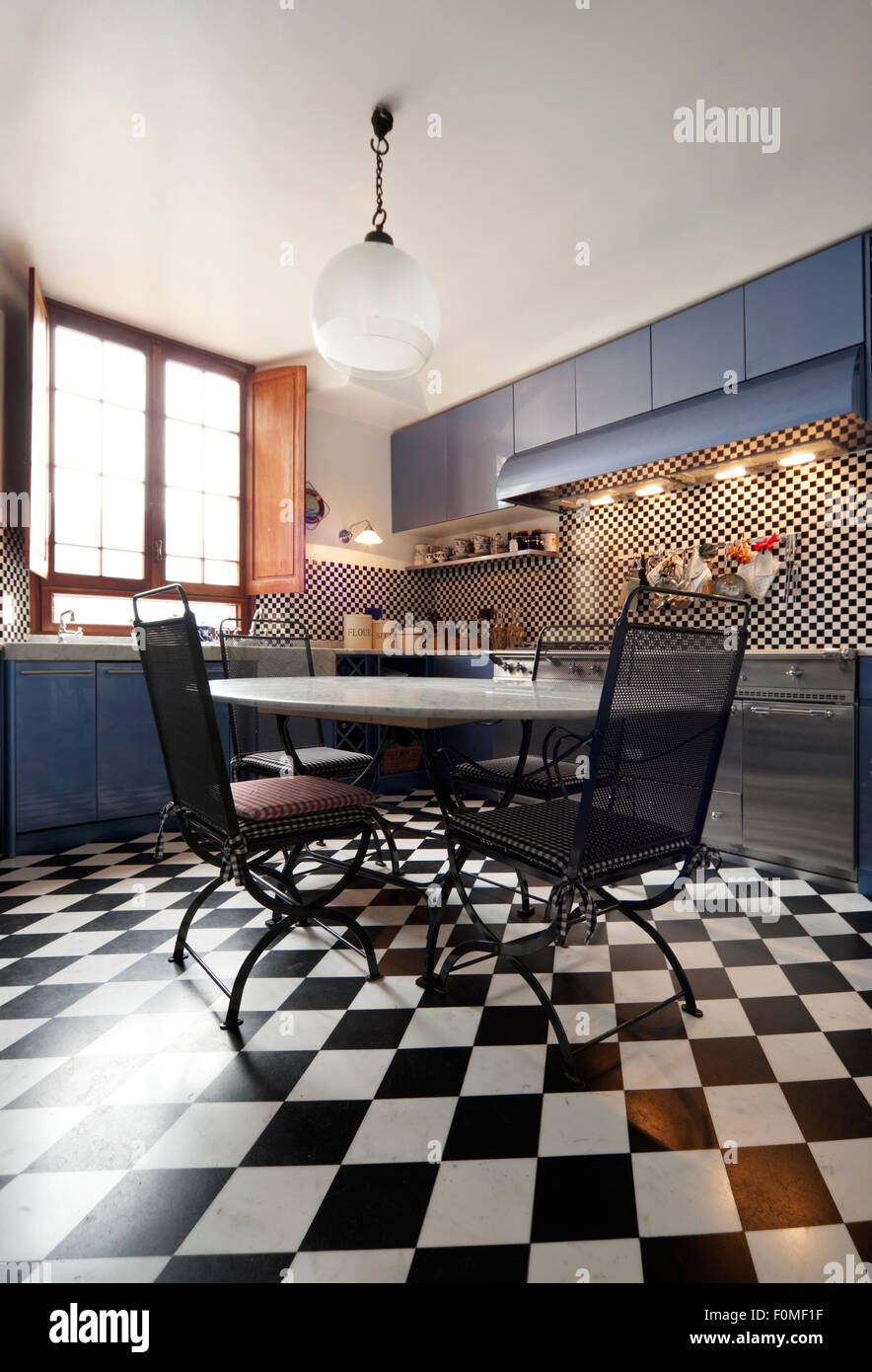 chessboard tile, kitchen interior Stock Photo Alamy