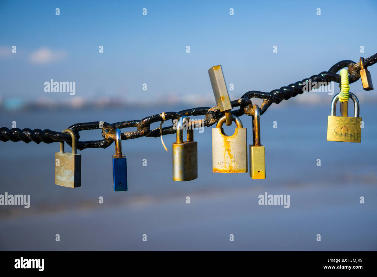 Liverpool padlocks hires stock photography and images Alamy