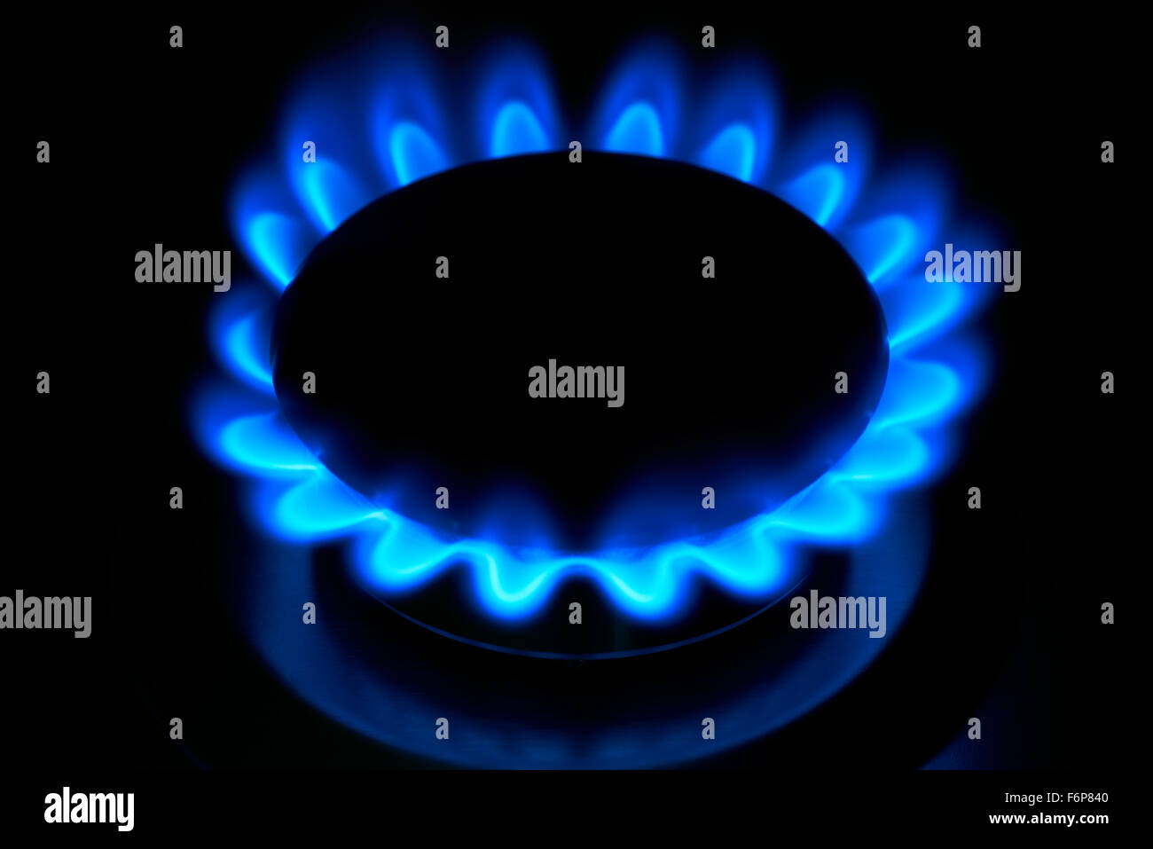 Gas ring hires stock photography and images Alamy