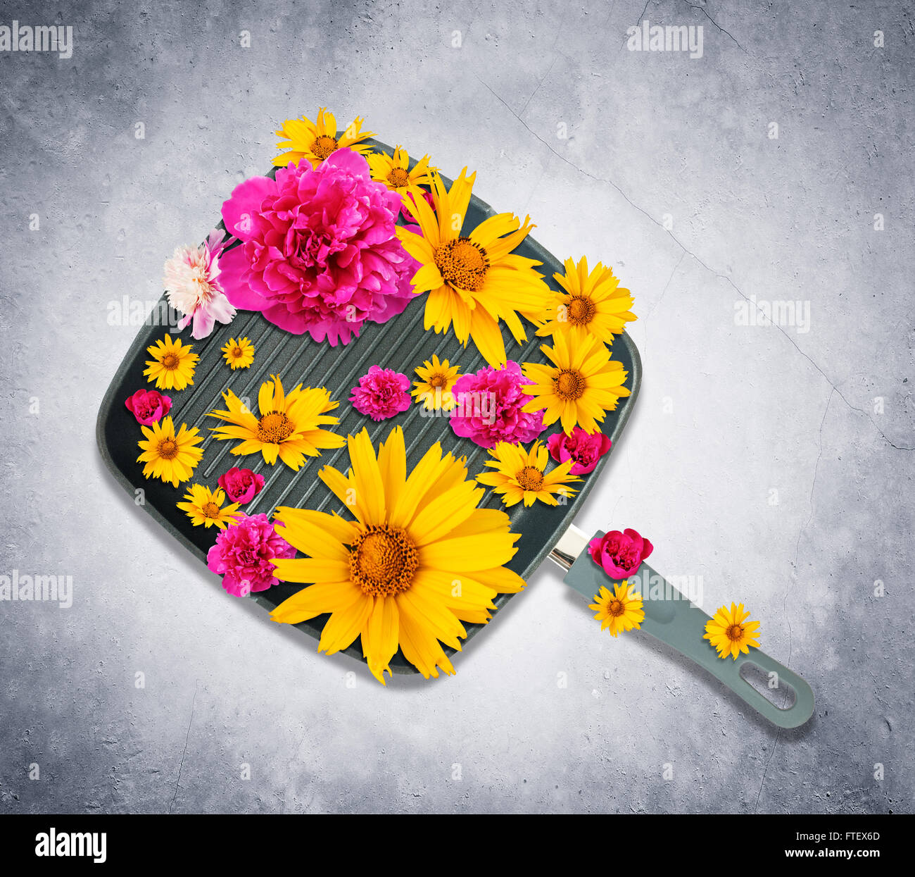 Pan of flowers hires stock photography and images Alamy