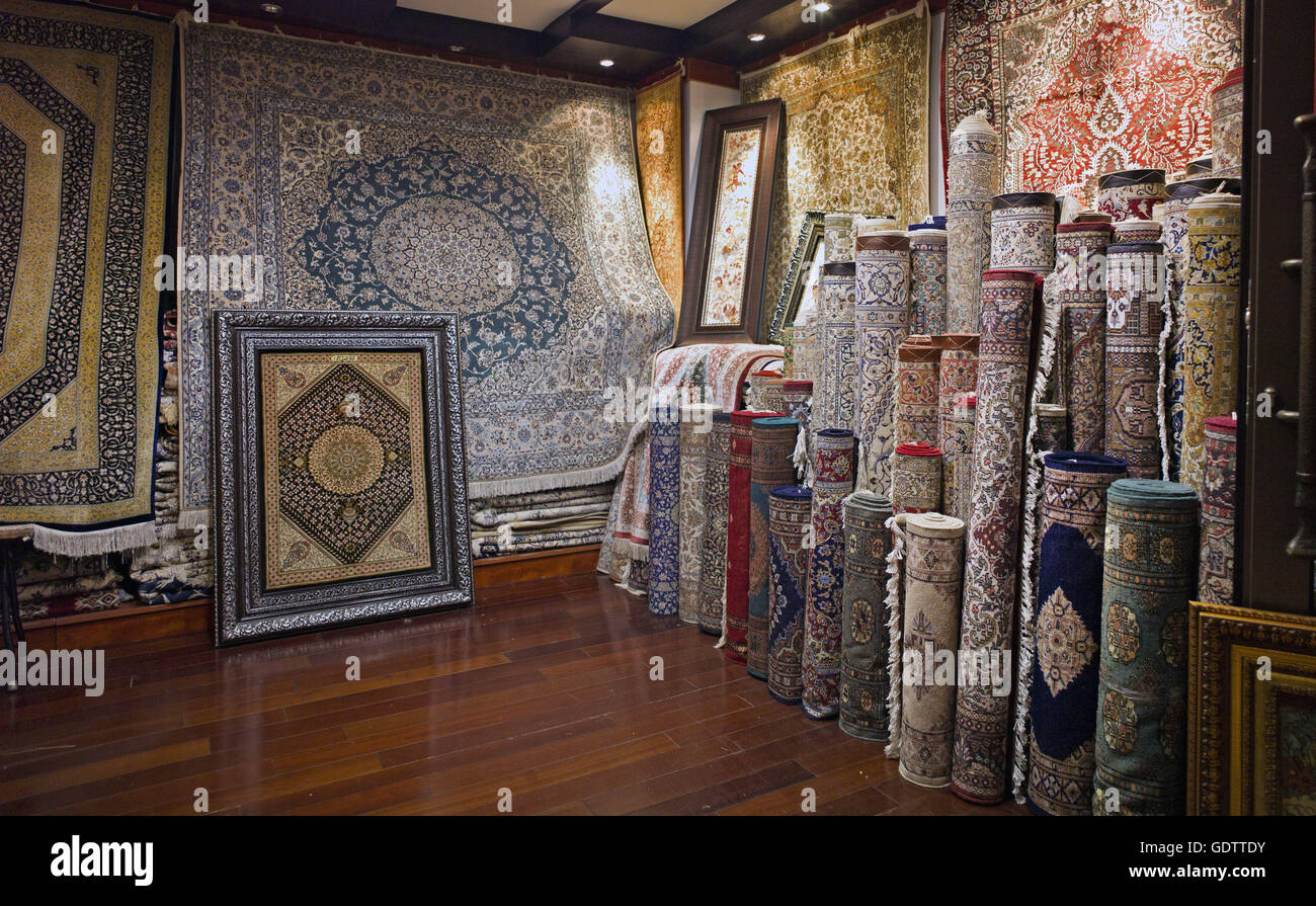 Carpet Store High Resolution Stock Photography and Images Alamy