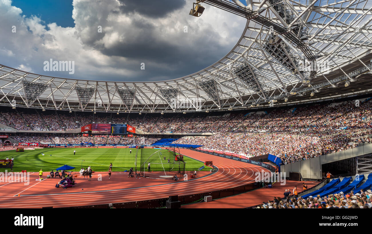 Team gb olympic track hi-res stock photography and images - Alamy