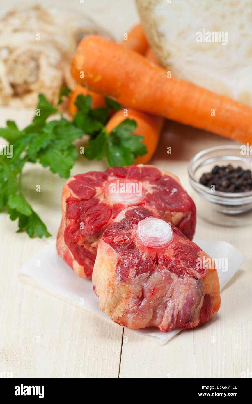 Raw beef oxtail hires stock photography and images Alamy