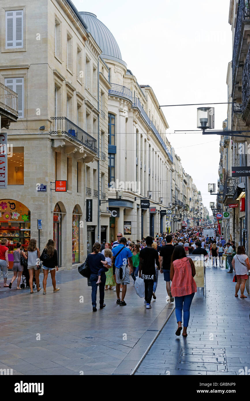 Rue sainte catherine bordeaux hires stock photography and images Alamy