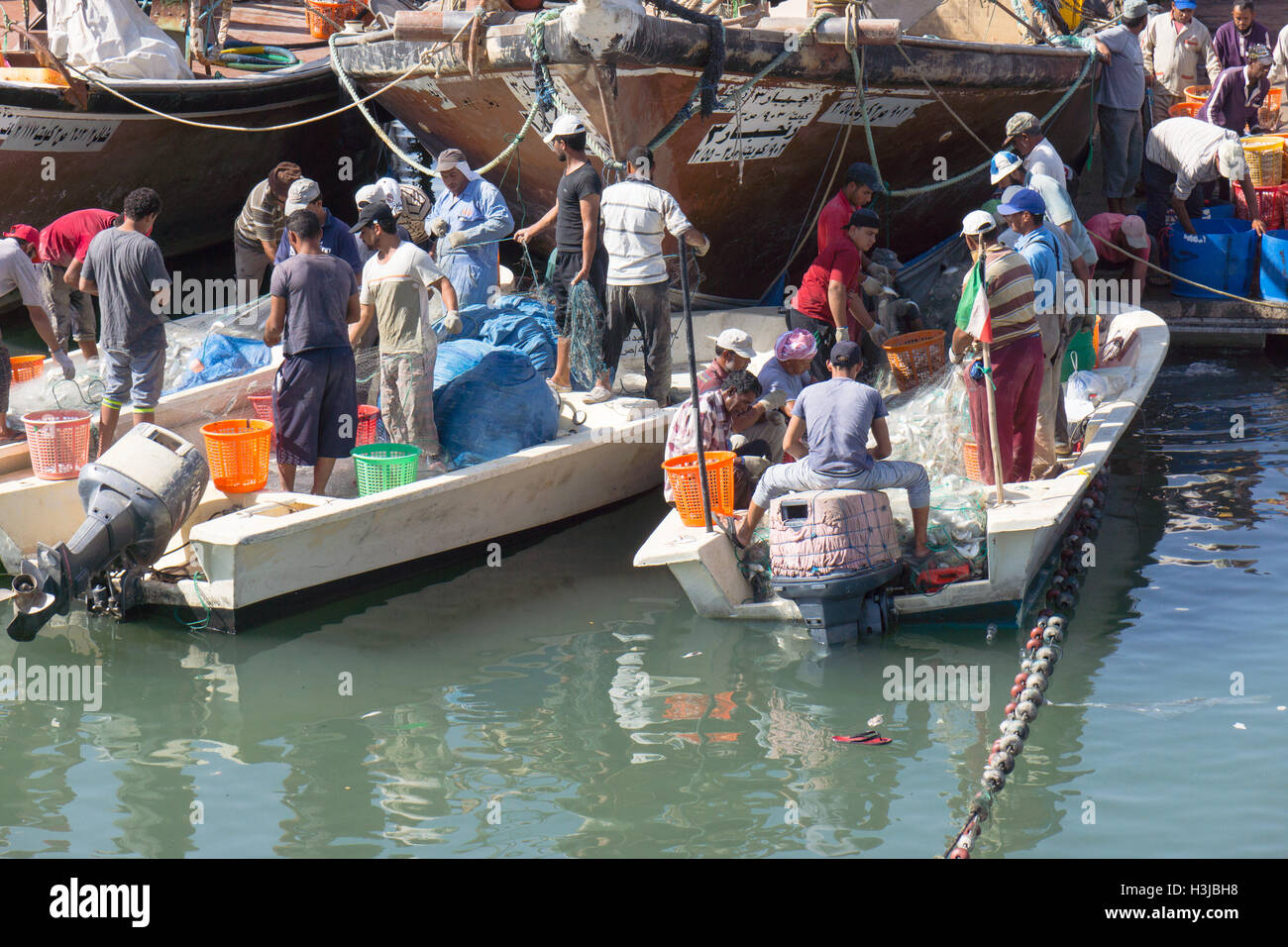 Kuwait fishing boats hires stock photography and images Alamy