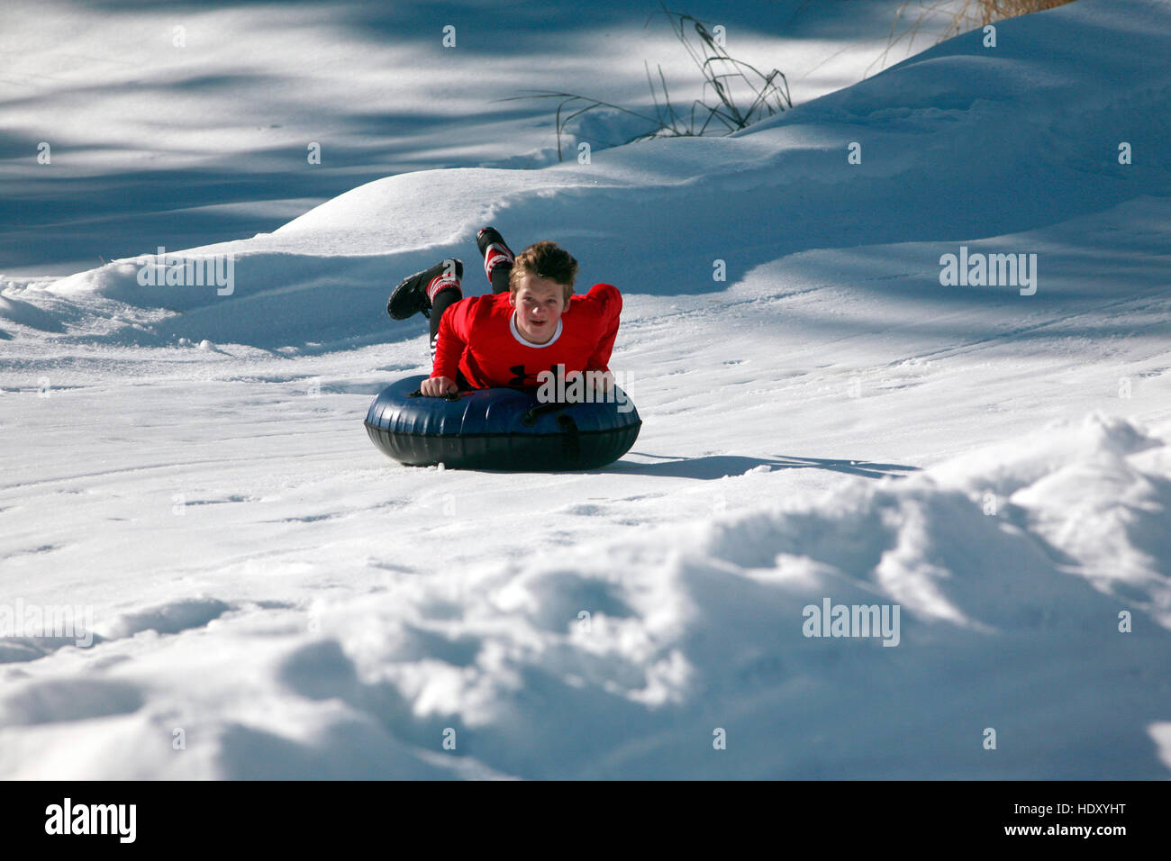 Snow tubing hires stock photography and images Alamy