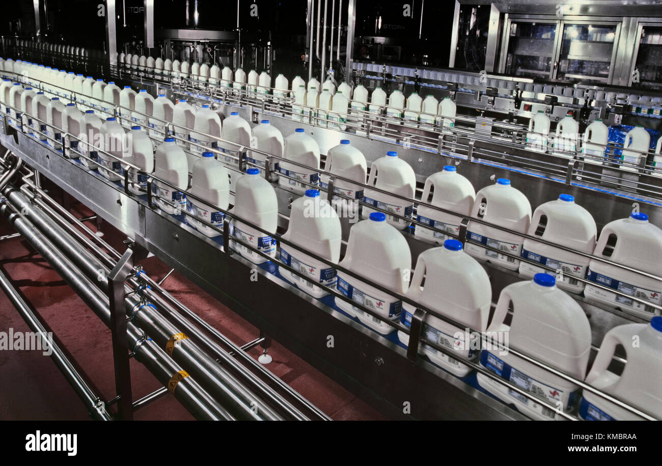 Dairy processing plant skimmed hires stock photography and images Alamy