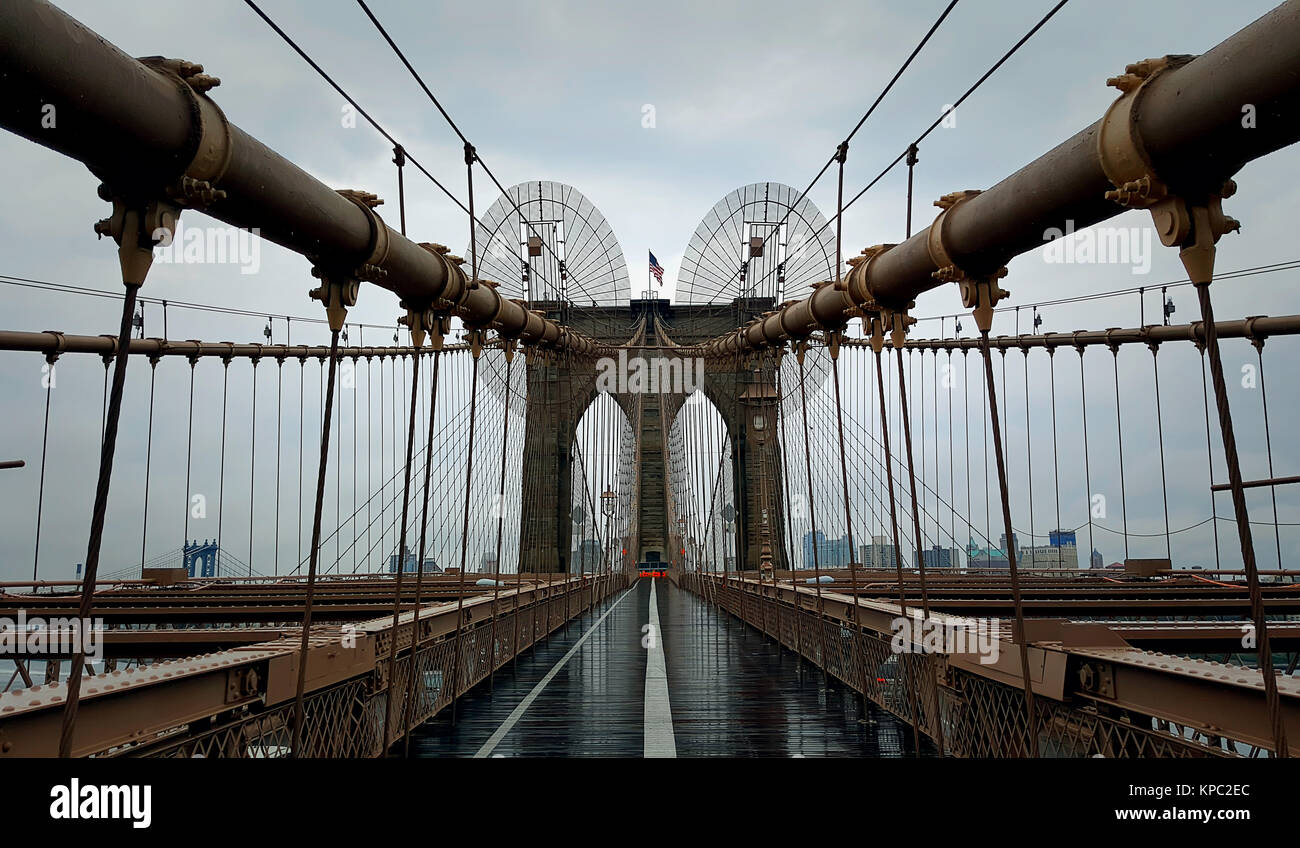Brooklyn bridge lookout hires stock photography and images Alamy