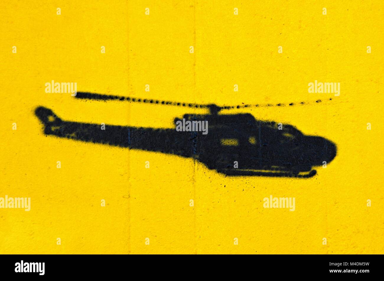 Black and yellow helicopter hires stock photography and images Alamy