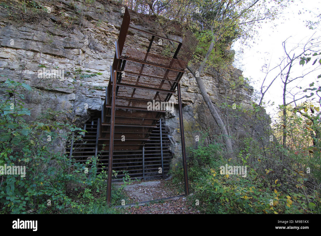 Chute gates hires stock photography and images Alamy