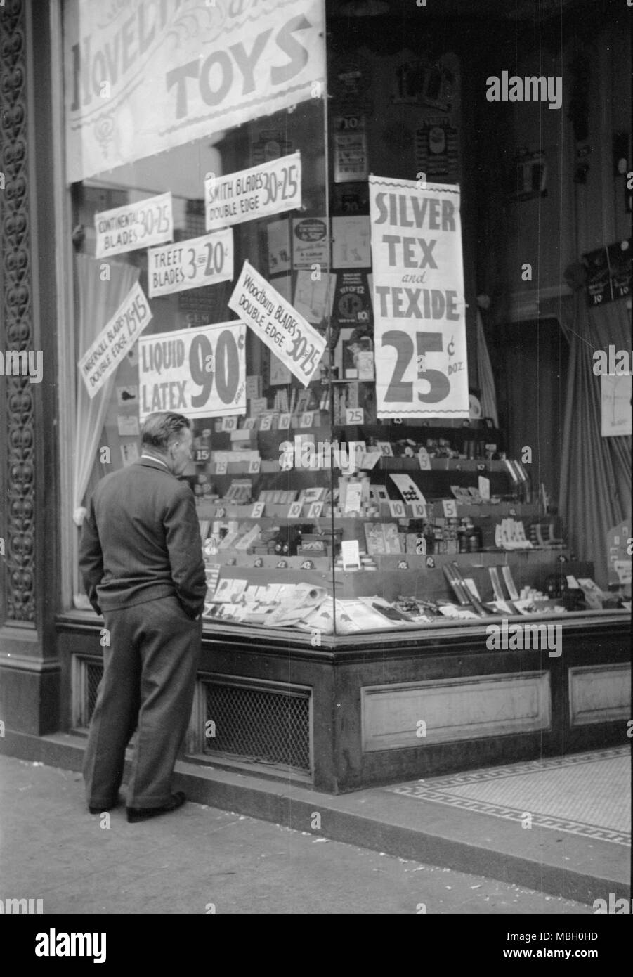 Novelty shop Black and White Stock Photos & Images Alamy