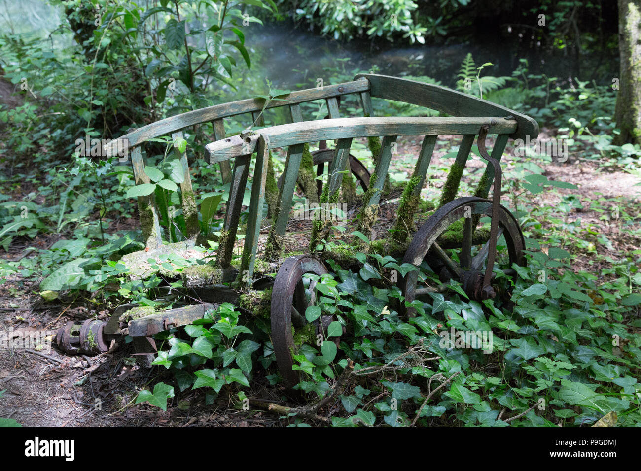Old broken cart Stock Photo Alamy