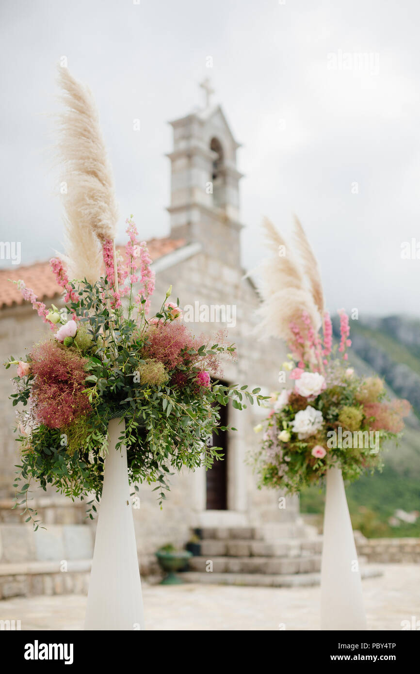 wedding flower decoration. Fine art style Stock Photo Alamy