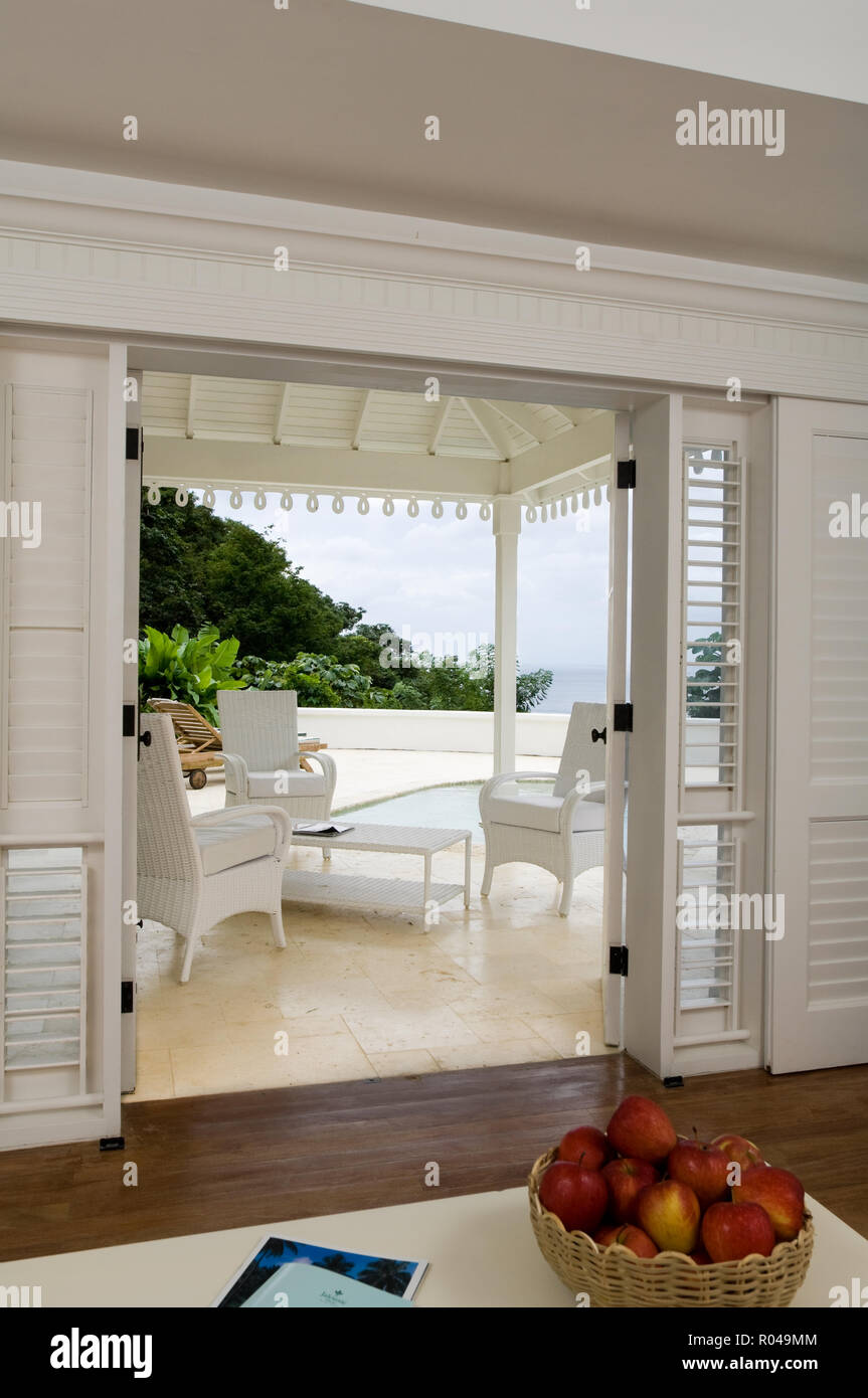 Open doors to patio Stock Photo Alamy