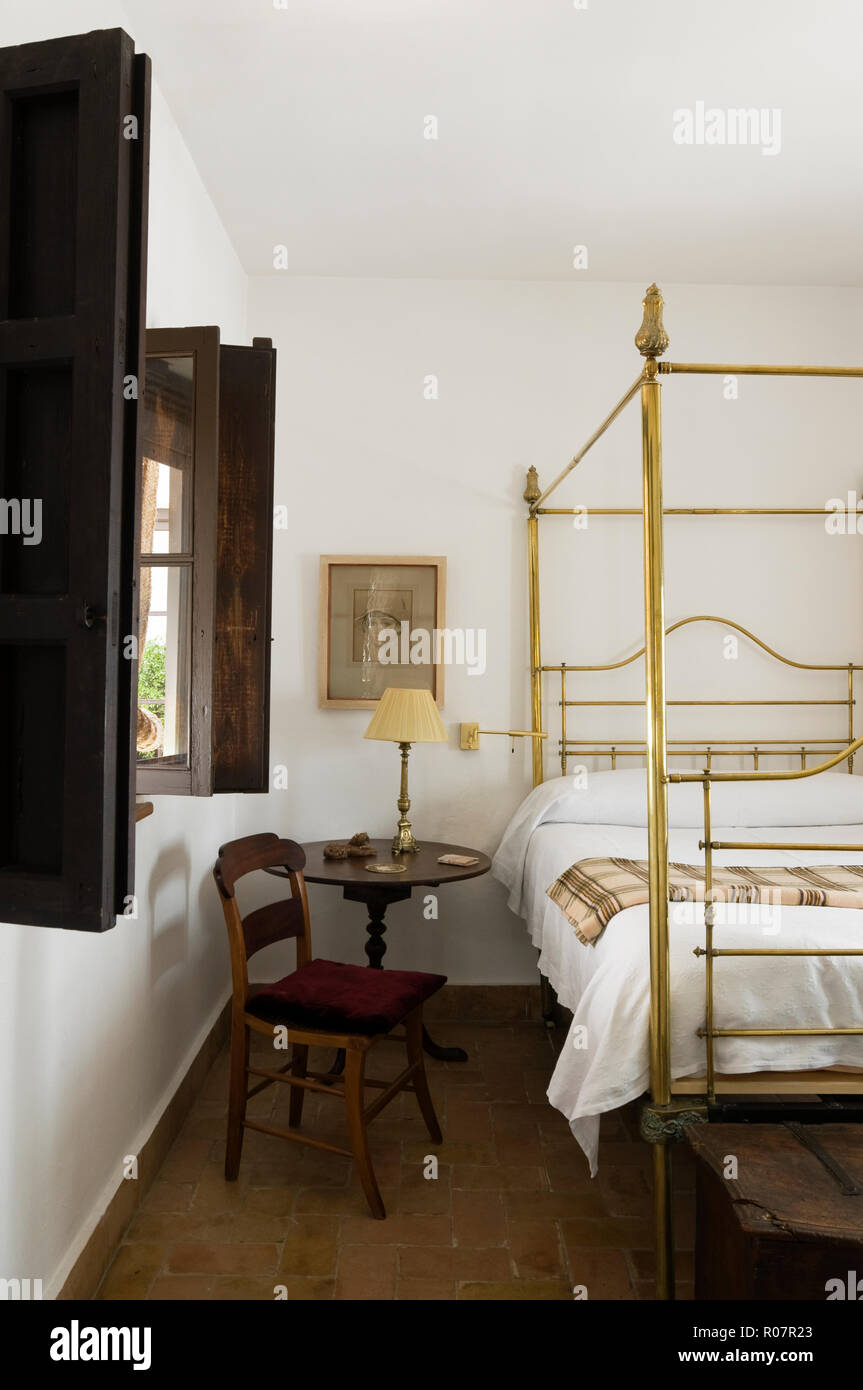 Gold four hires stock photography and images Alamy