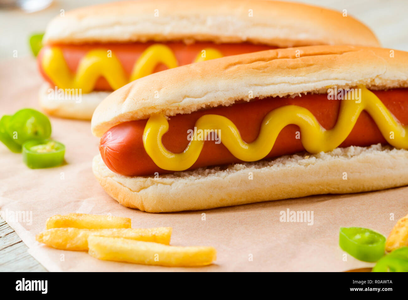 Cheap hot dogs hires stock photography and images Alamy