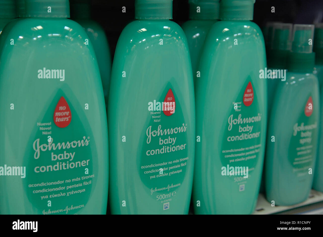 Johnson's baby conditioner Stock Photo Alamy
