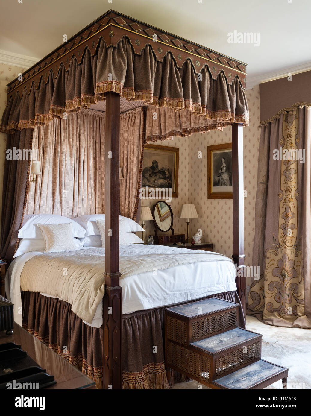 Antique Victorian Canopy Bed