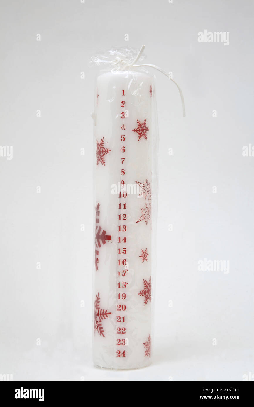Advent candle hires stock photography and images Alamy