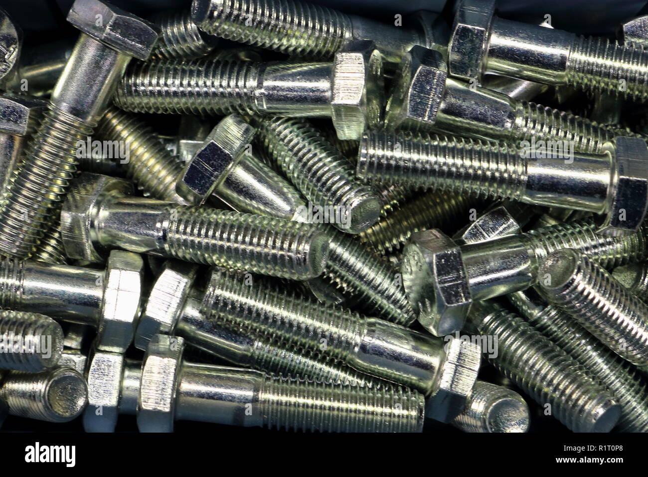 Tighten bolts hires stock photography and images Alamy