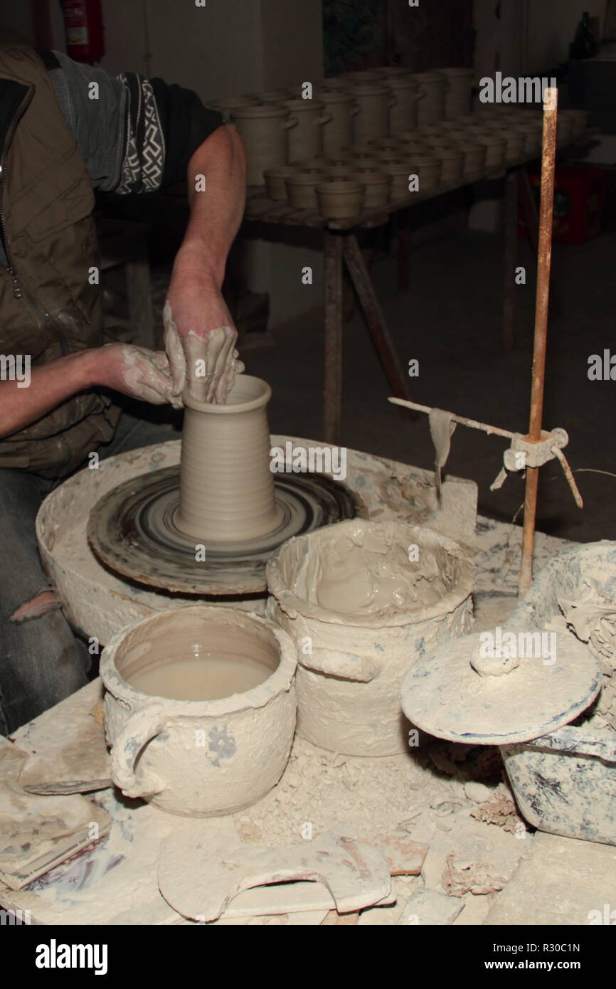 Production Pottery Stock Photos & Production Pottery Stock Images Alamy