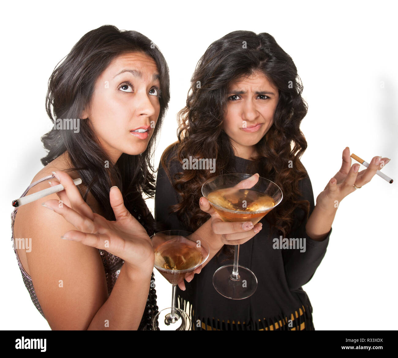 Club girls smoking hires stock photography and images Alamy