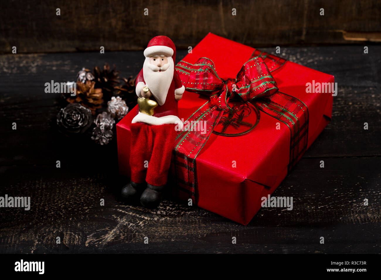 Christmas parcels hires stock photography and images Alamy