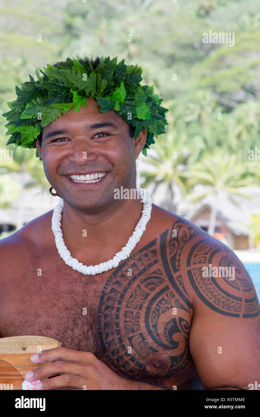 Man With Typical Island Tattoos. Bora Bora, French Polynesia Stock Photo - Alamy 1390_x_866_jpg