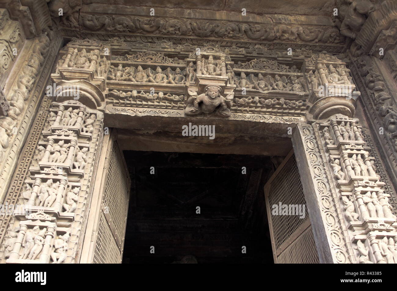 Carved stone door frame hires stock photography and images Alamy