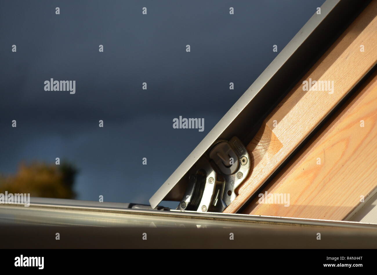 Zoomed in velux window hinge hires stock photography and images Alamy