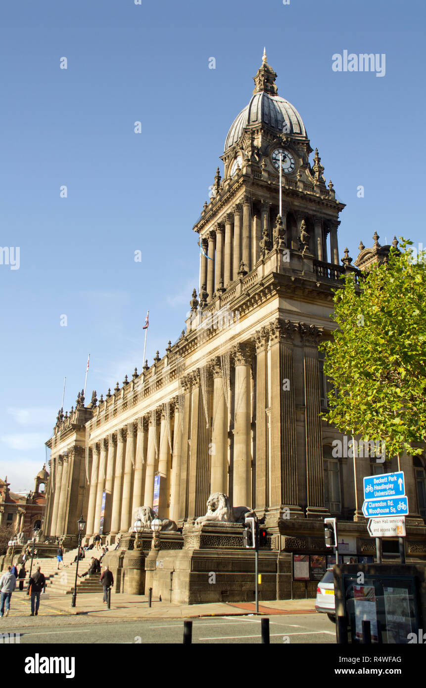 Leeds Town Hall Stock Photo Alamy