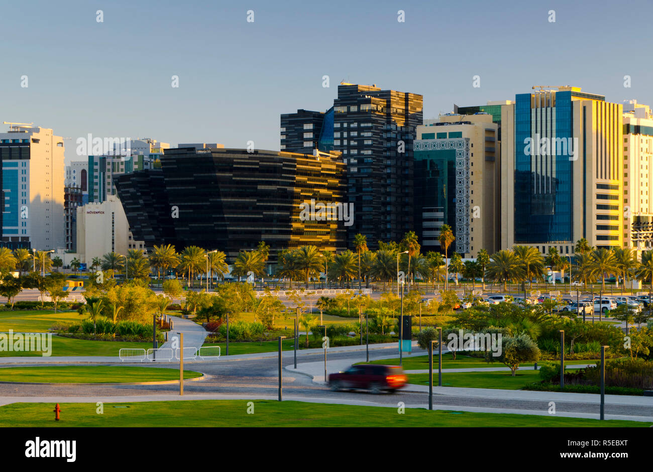 Qatar, Doha, Al Hitmi Office Building Stock Photo Alamy