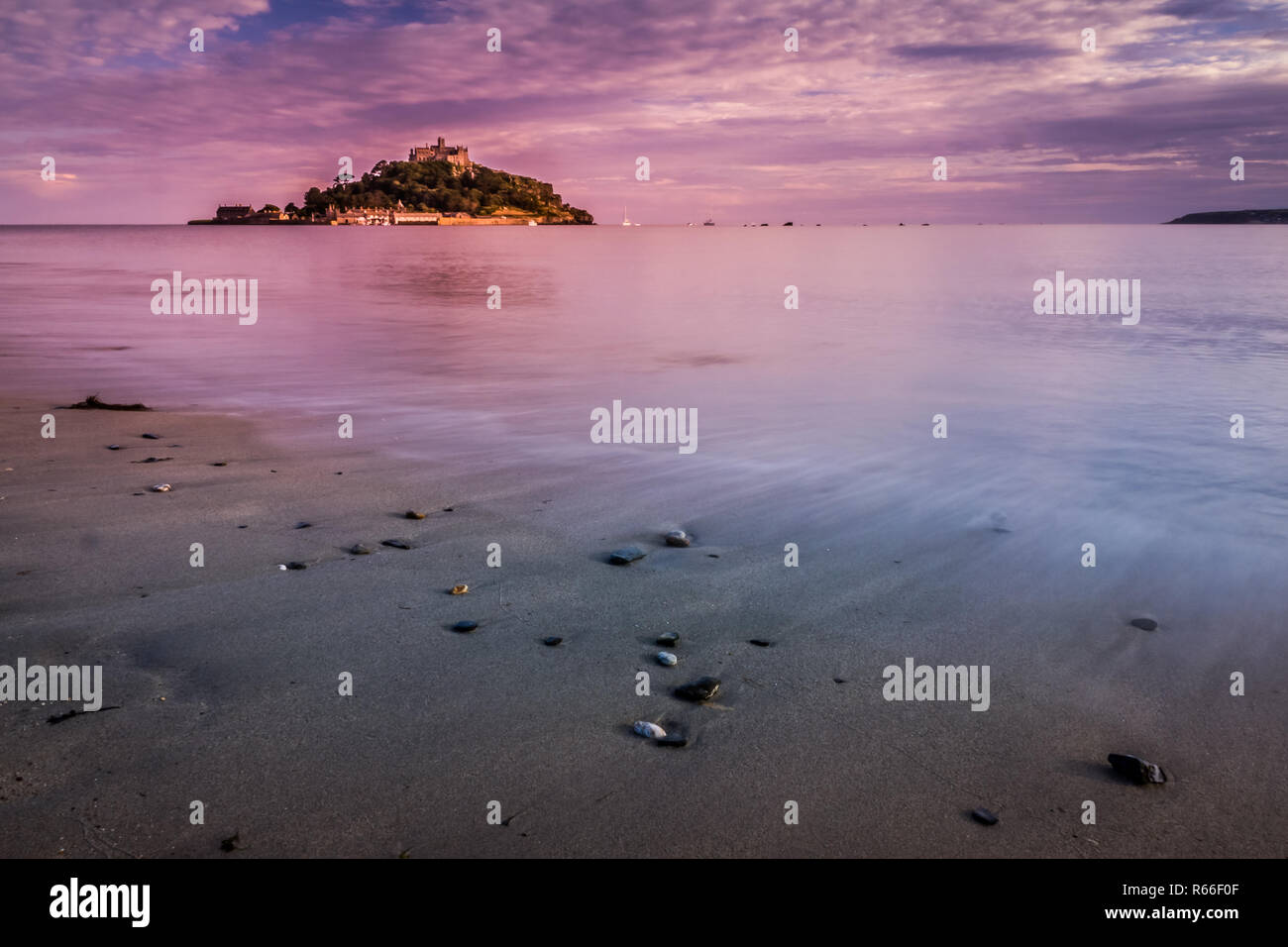 St Michaels Mount at sunset Stock Photo Alamy