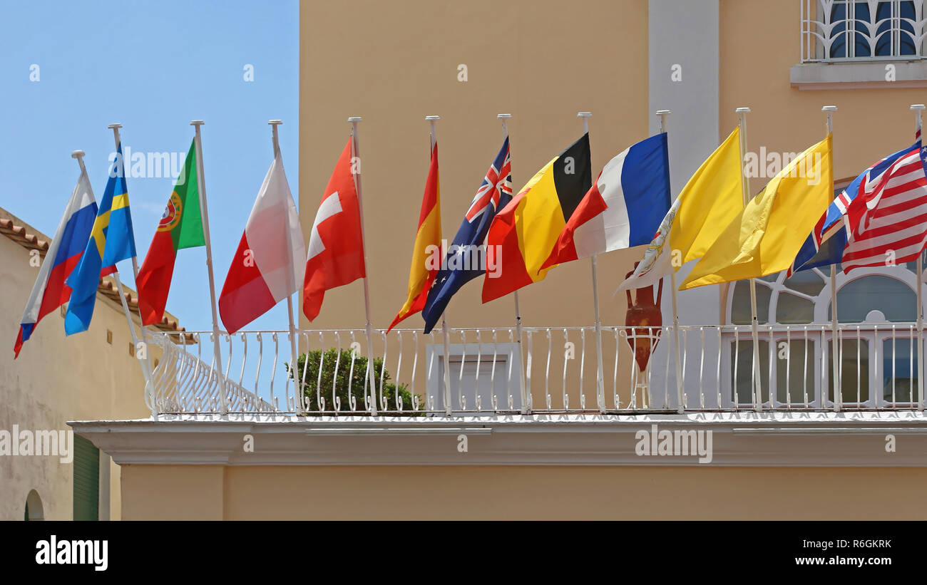 Hotel flags hires stock photography and images Alamy