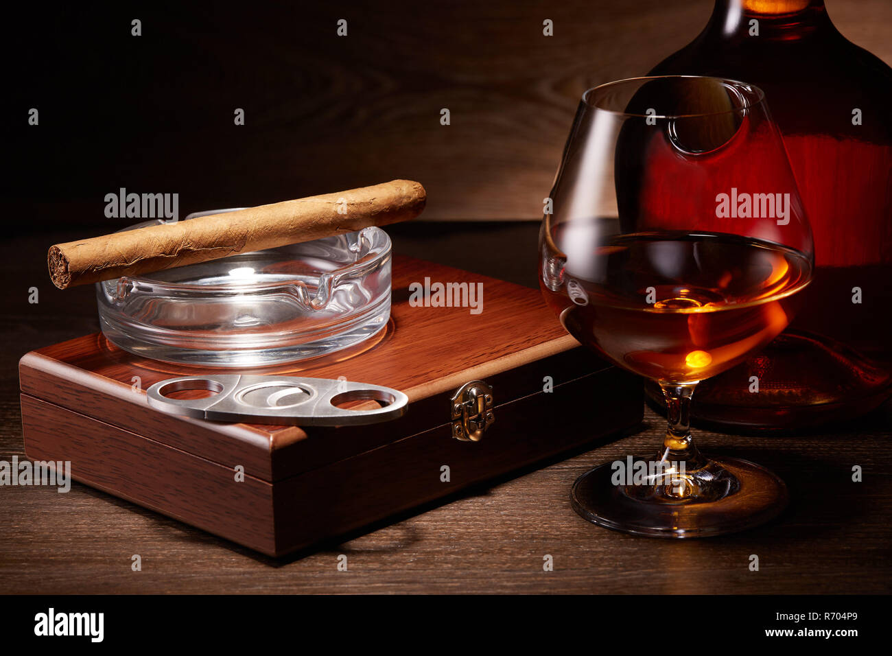 Cognac and cigar Stock Photo Alamy
