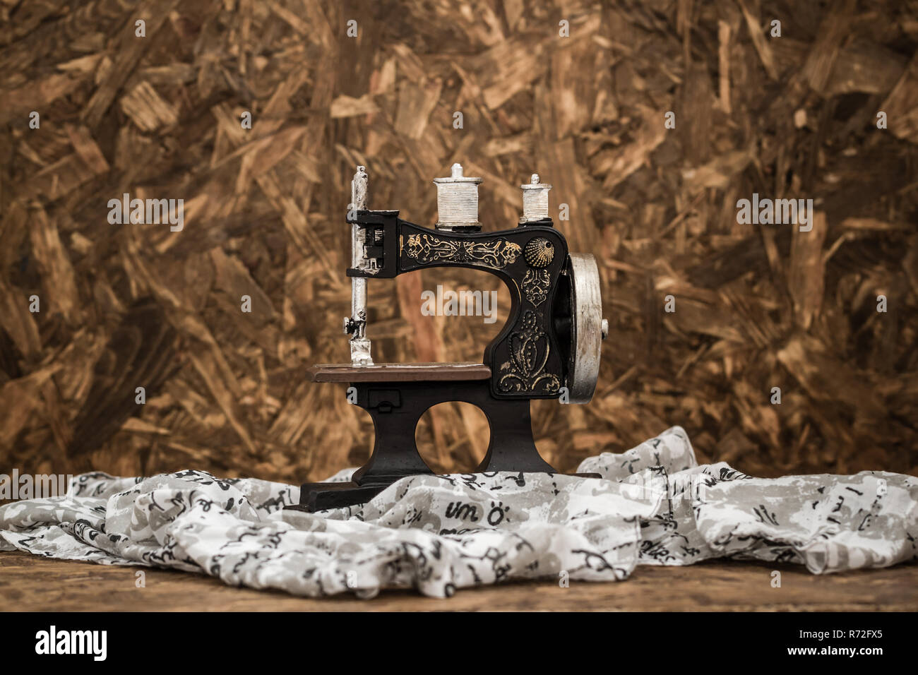 Small Nostalgic Decorative Sewing Machine Stock Photo Alamy