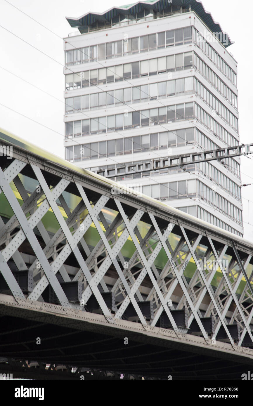 Ireland bridge railroad hires stock photography and images Alamy