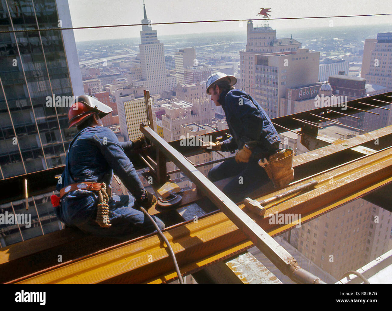 Steel erectors hires stock photography and images Alamy